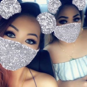 Meet your Posher, Rina